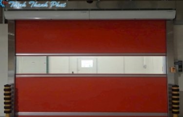 CỬA CUỐN NHANH PVC KẾT HỢP VỚI QUẠT CẮT GIÓ - GIẢI PHÁP TỐI ƯU CHO PHÒNG SẠCH KHO LẠNH