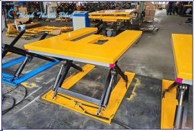 Bàn nâng thủy lực chử E