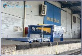 SÀN NÂNG THỦY LỰC NGOÀI TRỜI